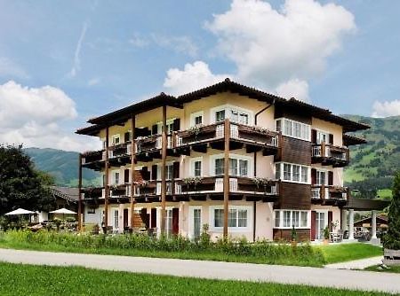 Sonnblick Apartments Und Zimmer - Nationalpark Sommercard Inklusive Hollersbach im Pinzgau Exteriör bild