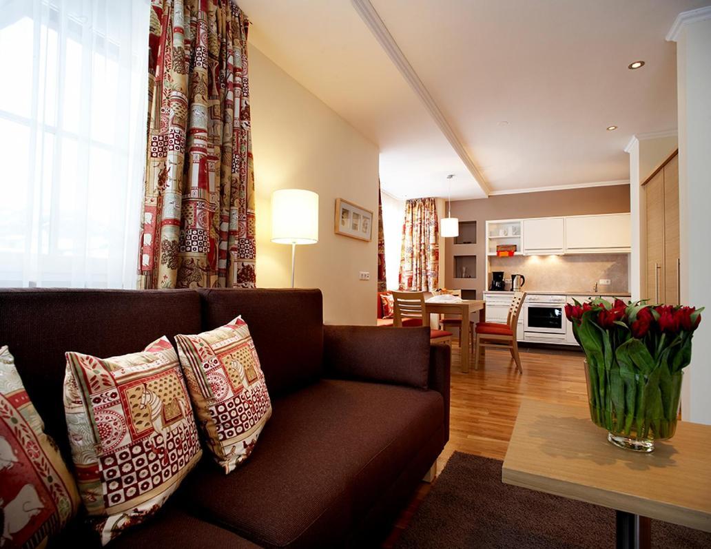 Sonnblick Apartments Und Zimmer - Nationalpark Sommercard Inklusive Hollersbach im Pinzgau Exteriör bild